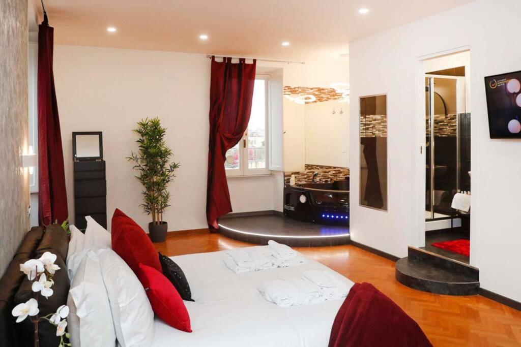 Enchanting Jacuzzi Trastevere Apartment *